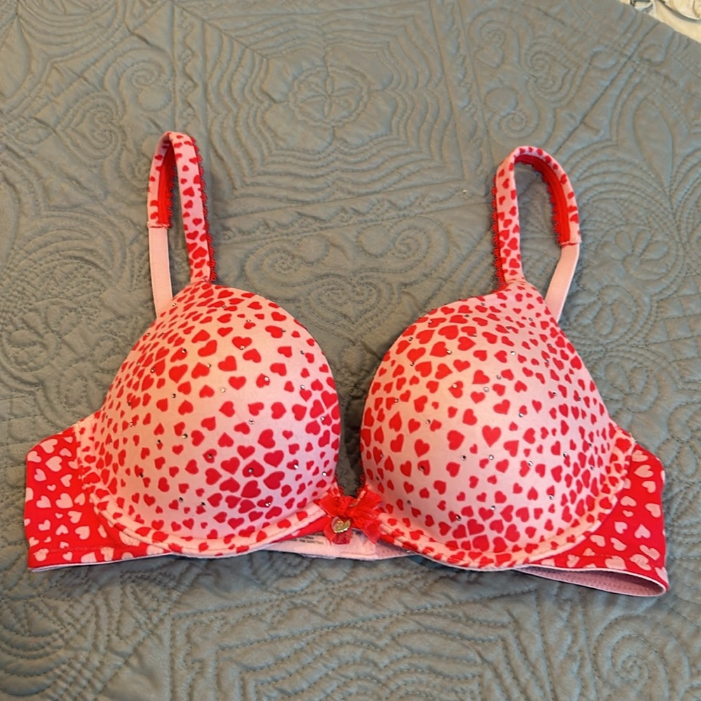 Victoria’s Secret Bra - Picture 9 of 10